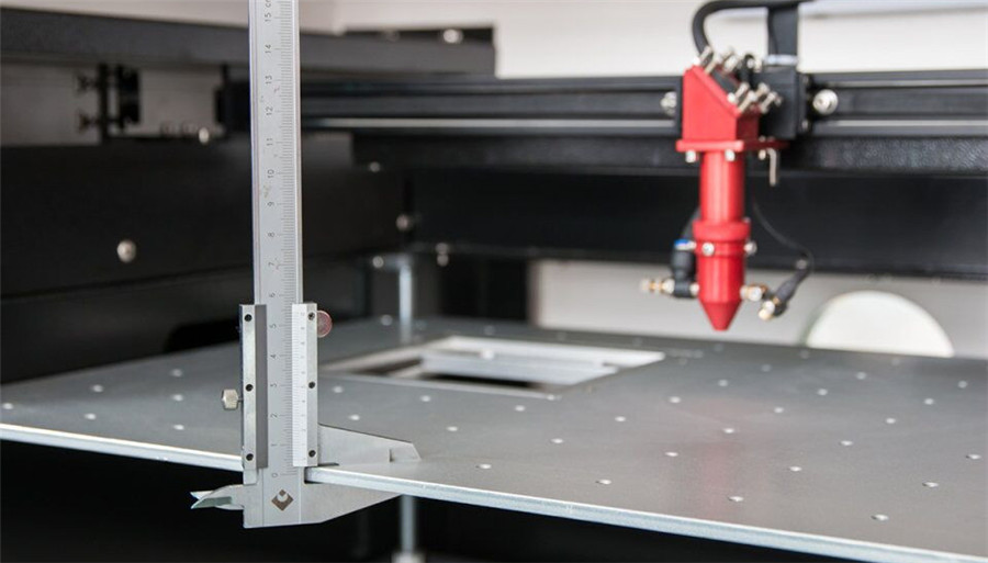 60W 80W Desktop Laser engraving machine for Crystal Trophy 