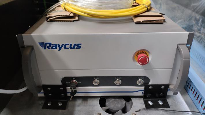 1000W-6000W fiberlaserskärmaskin med Raycus eller IPG lasergenerator (8)