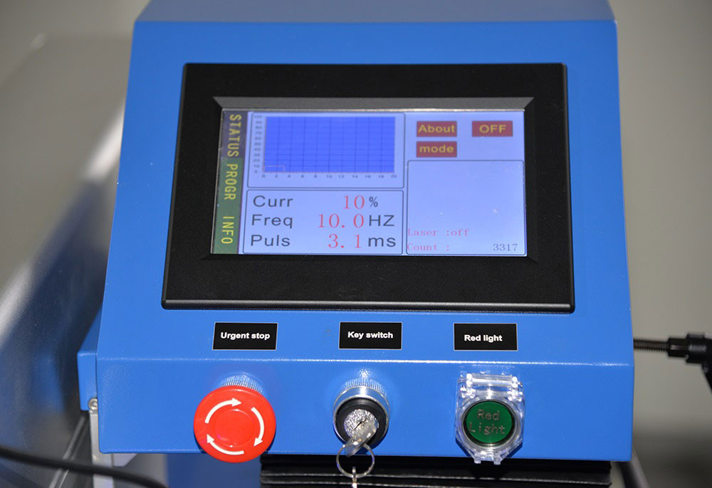200W 400W YAG punktlaservormiparanduskeevitusmasin (1)